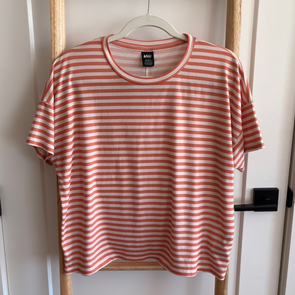 REI Women's Beyonder Orange and White Striped T-Shirt, Medium